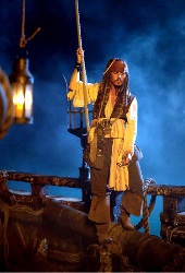 Johnny Depp in Pirati dei Caraibi - Oltre i confini del mare