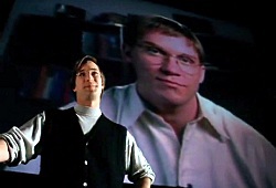 Noah Wyle e Anthony Michael Hall in I pirati di Silicon Valley