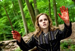 Emma Watson in Harry Potter e i Doni della Morte - Parte I