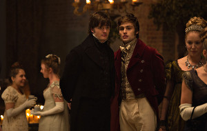  Sam Riley e Douglas Booth in PPZ – Pride + Prejudice + Zombies