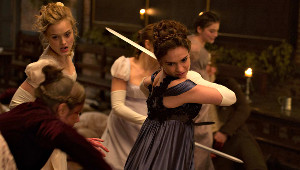 Bella Heathcote e Lily James in PPZ – Pride + Prejudice + Zombies