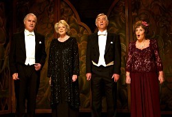 Billy Connolly, Maggie Smith, Tom Courtenay e Pauline Collins in Quartet