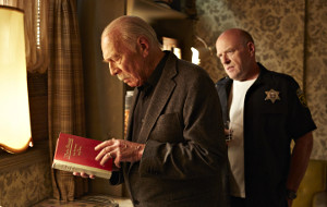 Christopher Plummer e Dean Norris in una scena di Remember