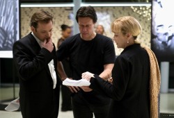 Peter Sarsgaard, Gavin Hood e Maryl Streep sul set di Rendition