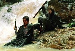 Christian Bale e Steve Zahn in L'alba della libertà