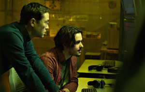 Joseph Gordon-Levitt e Ben Schnetzer in Snowden