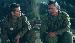 Barry Pepper e Mel Gibson in We Were Soldiers