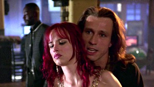 Juliette Lewis e Michel Wincott in Strange Days