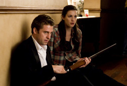 Scott Speedman e Liv Tyler in The Strangers