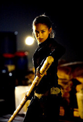 Kristin Kreuk in Street Fighter - La leggenda