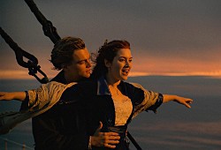 Leonardo DiCaprio e Kate Winslet in Titanic