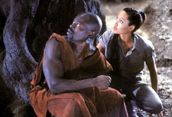 Djimon Hounsou e Angelina Jolie