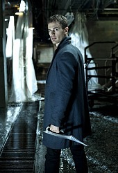 Theo James in Underworld - Il risveglio