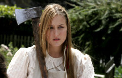 Leelee Sobieski in Il prescelto